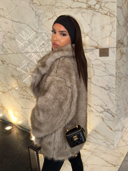 Manteau fourrure – Beige