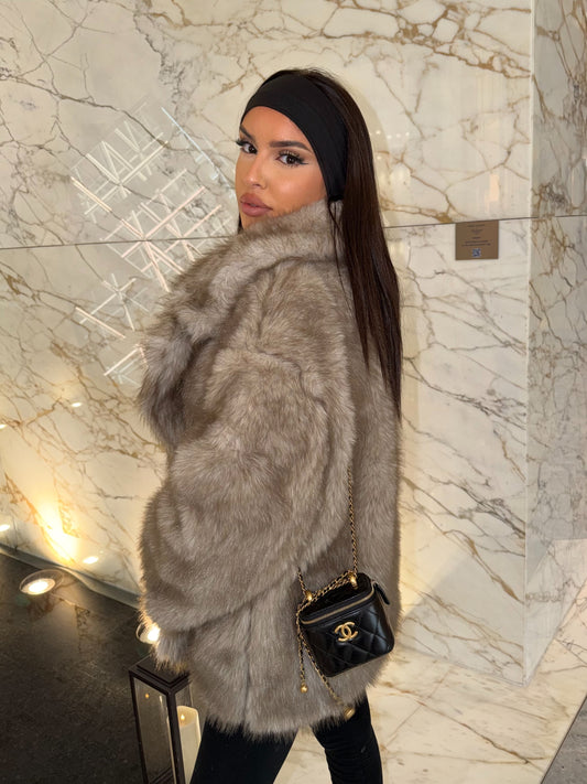 Manteau fourrure – Beige